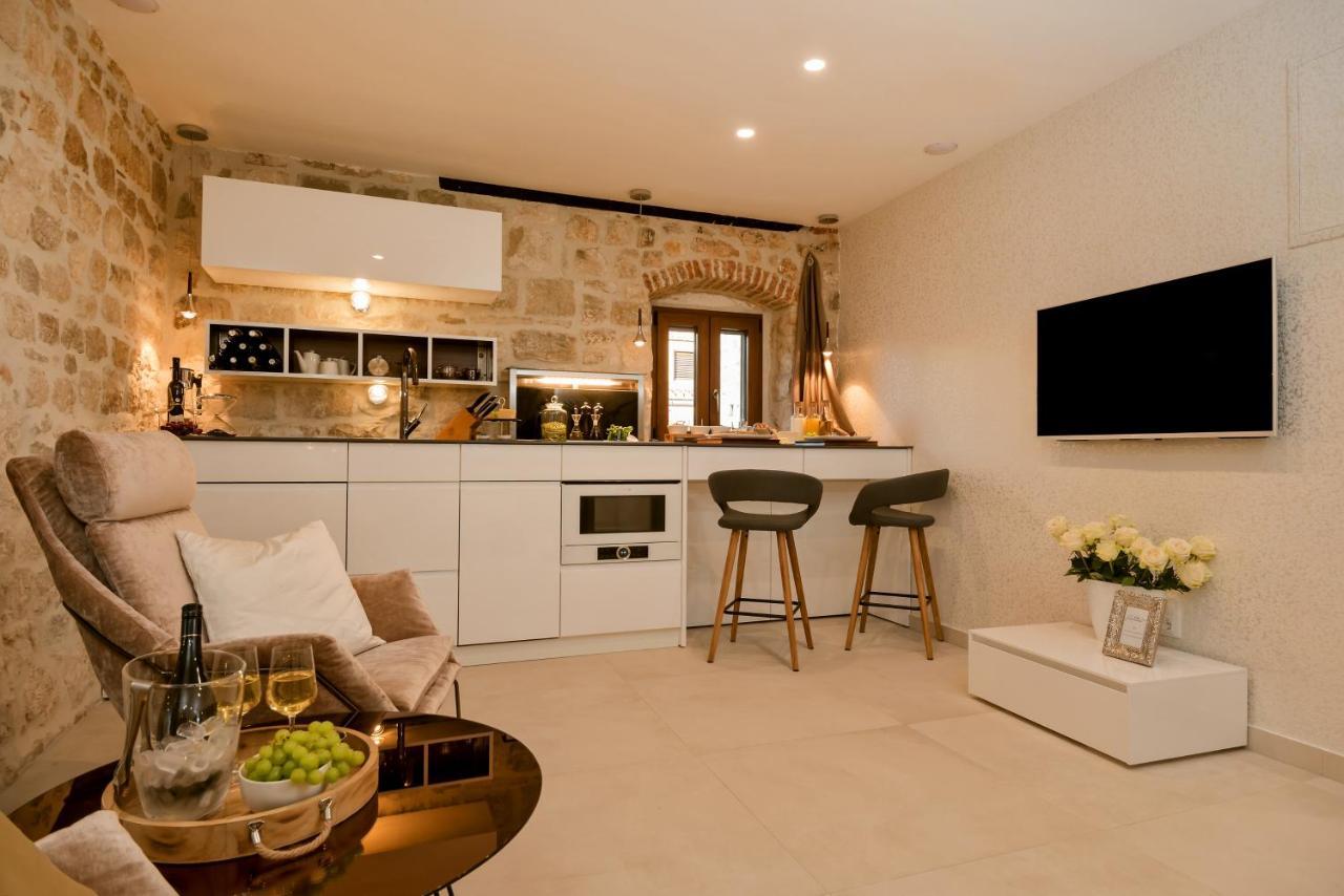 Apartment Eminence *