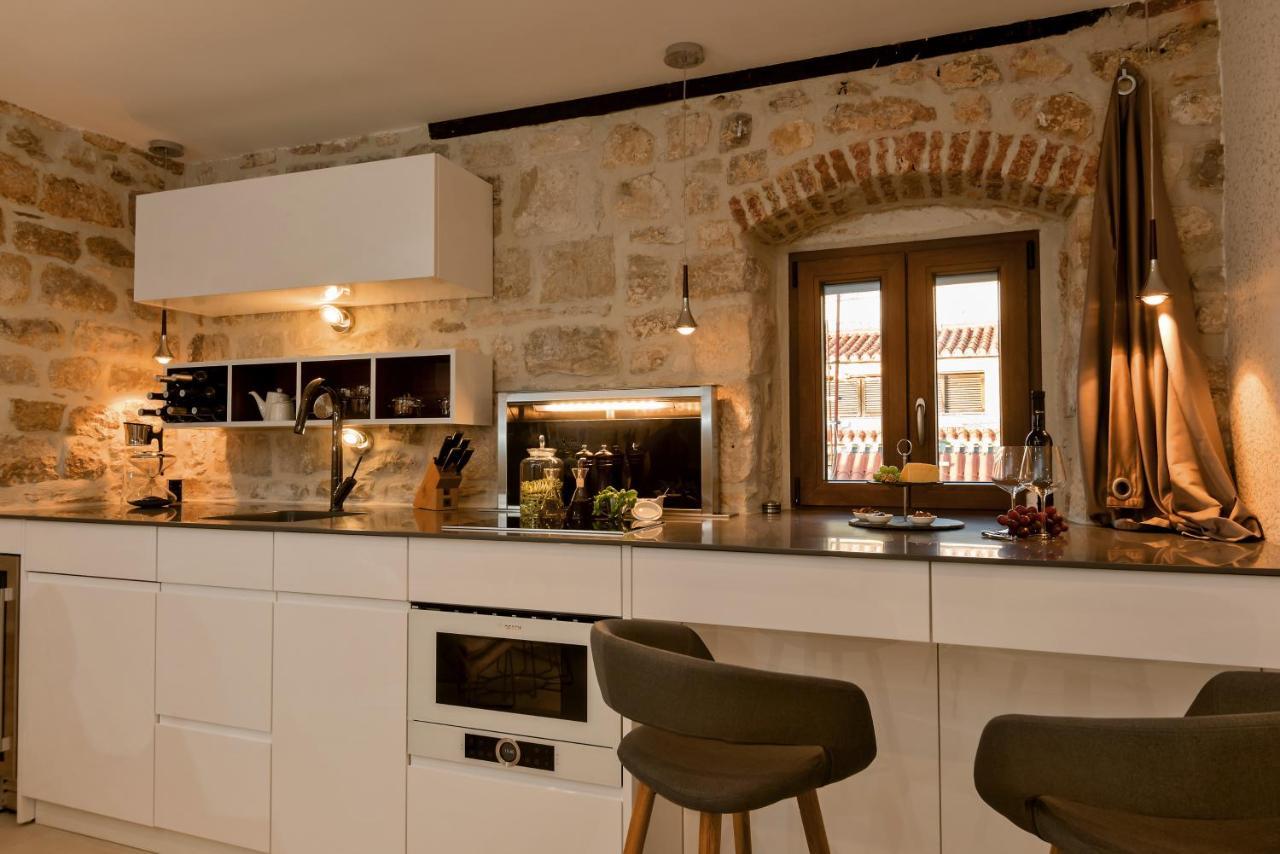 Apartmán Luxury Studio Eminence In The Old Center Of On Pjaca Square Split